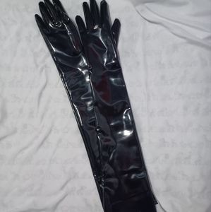 Fleur du mal Vinyl Gloves